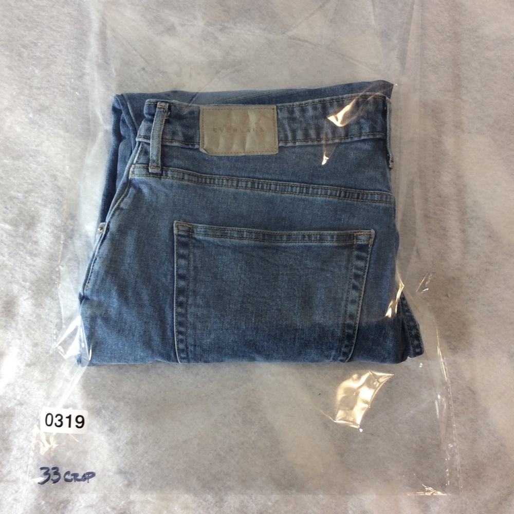 Everlane Women's Plus Straight Leg Blue Jeans waist 33 gently used #319 - Picture 9 of 9